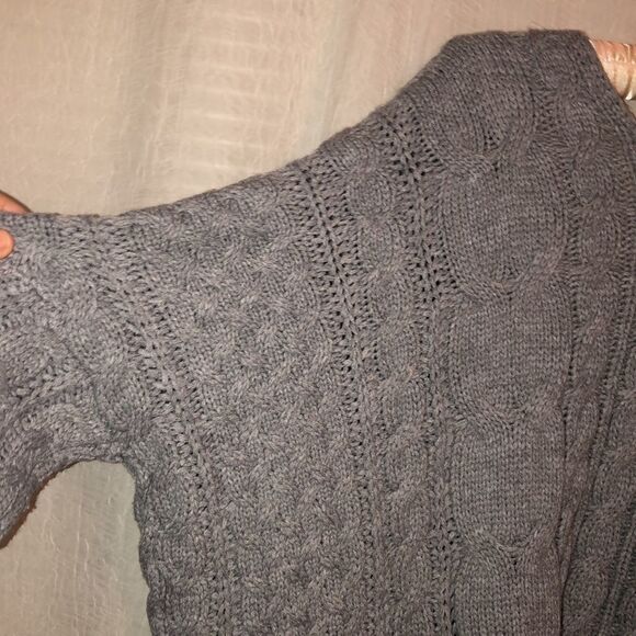 moon & madison M Gray Chunky Cable Knit Open Front Cardigan w Pockets - Picture 12 of 12